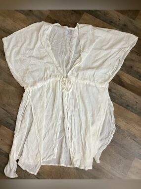 Time and Tru White Lightweight Swim Coverup Caftan